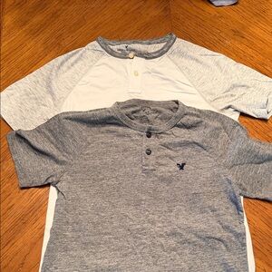 American Eagle Outfitters Short Sleeve Henley Tee in Light Gray and Heather Gray